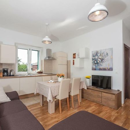 Apartment Sunny Place Ζαντάρ Εξωτερικό φωτογραφία