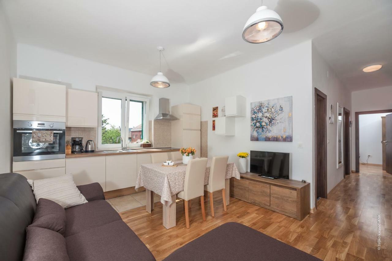Apartment Sunny Place Ζαντάρ Εξωτερικό φωτογραφία